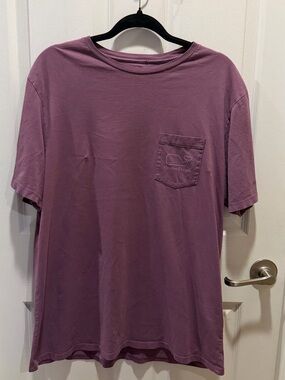 Vineyard Vines Men's Pocket Tee in Mauve